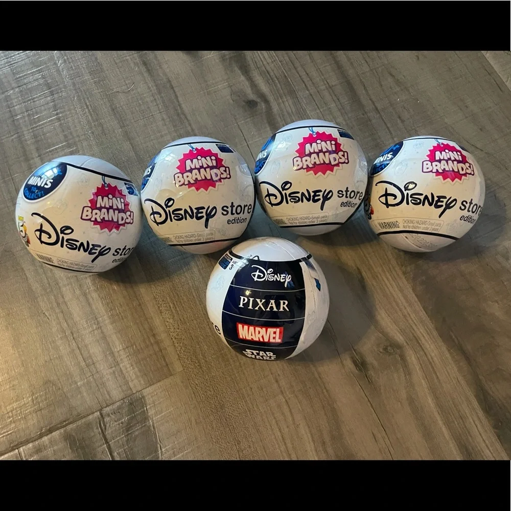 Set of 5 Disney Mini Brands surprise balls (brand new!)